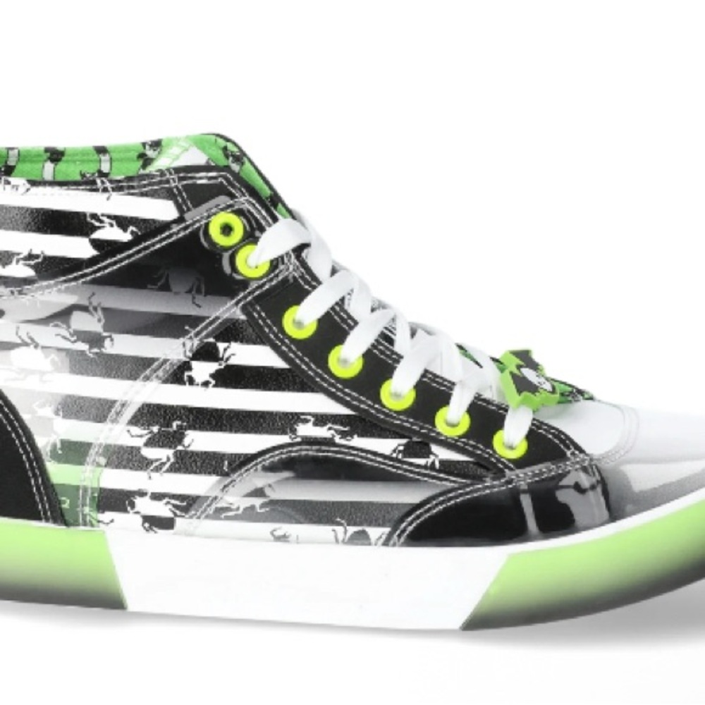Women’s Bettle Juice High-Top Sneakers - Black and Green - Picture 3 of 5